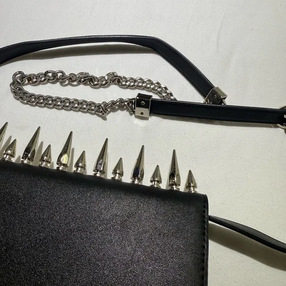 Killstar Black Crossbody Bag with Silver Spikes - Picture 3 of 6